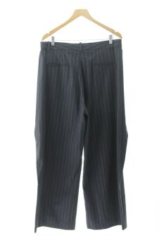 Pantalón L Zara