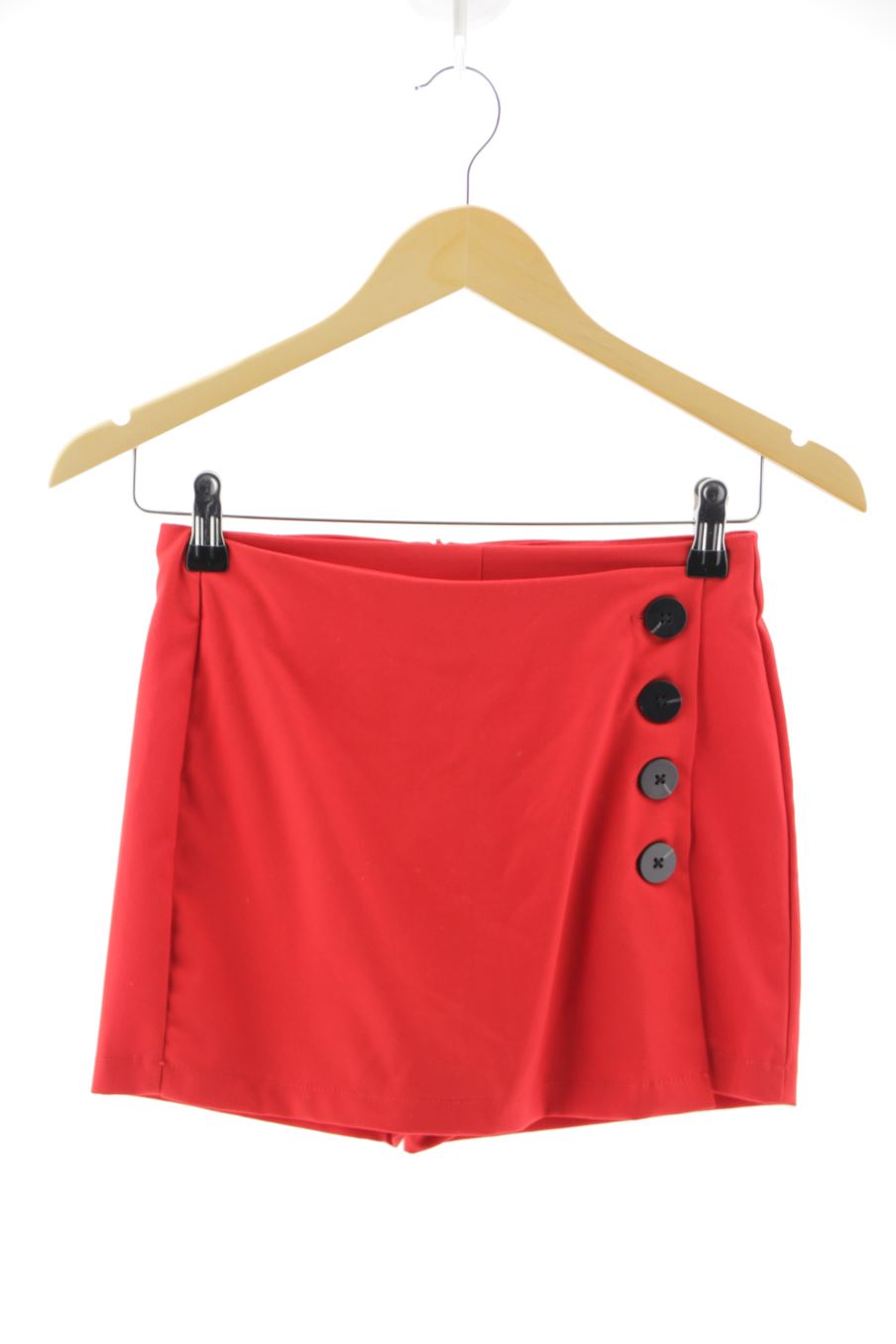 Pantalones cortos de Bershka de la talla 34, de color rojo