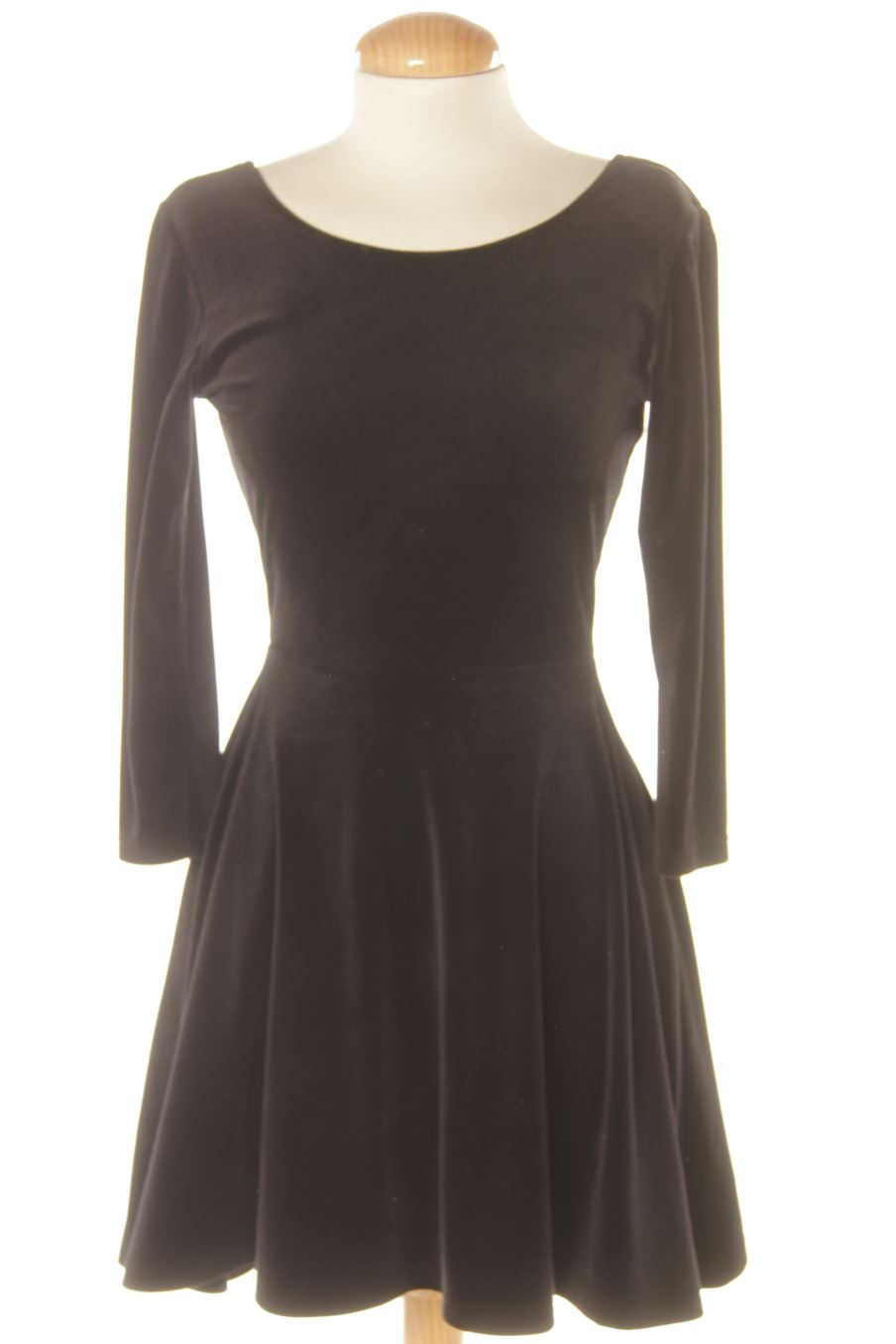 Robe Brandy Melville de la taille XS, de couleur noir