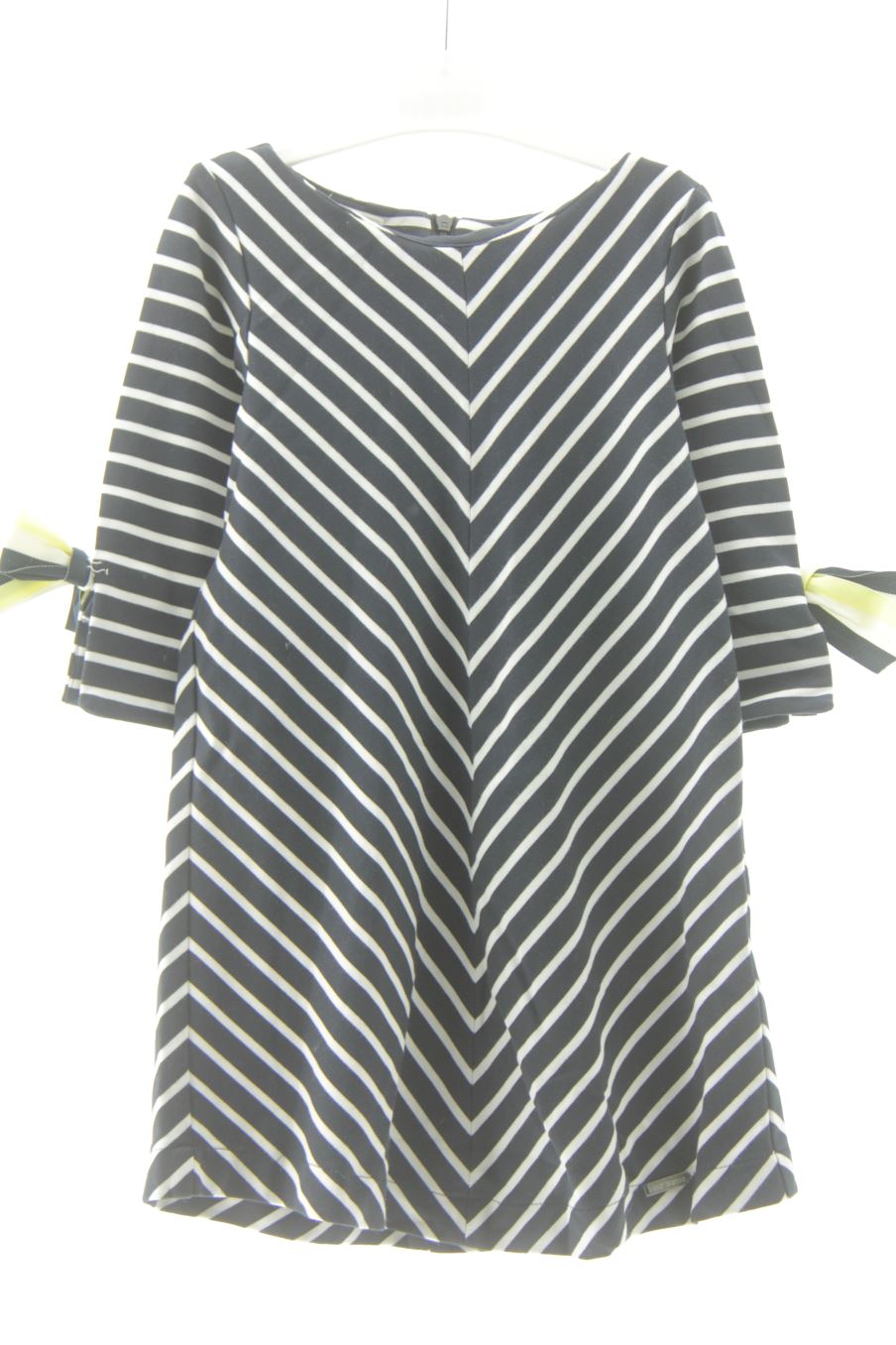 Vestito de César Blanco de la talla 7 anni seconda mano