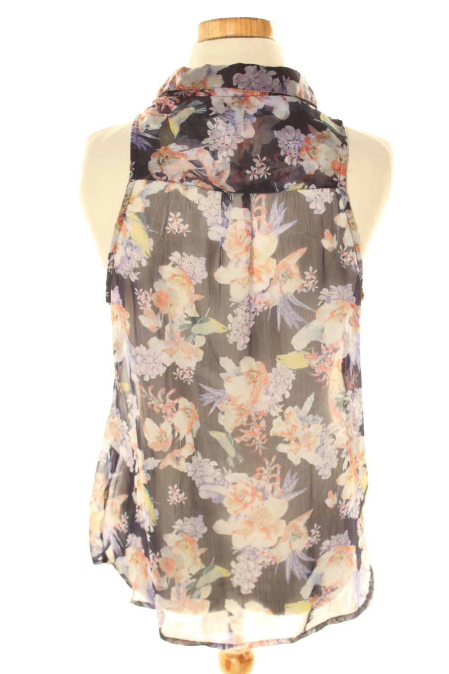 Camisa sin mangas de Stradivarius de la talla S, de color flores