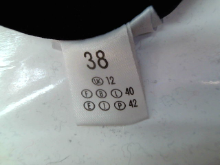 Jupe C&A de la taille 42, de couleur noir