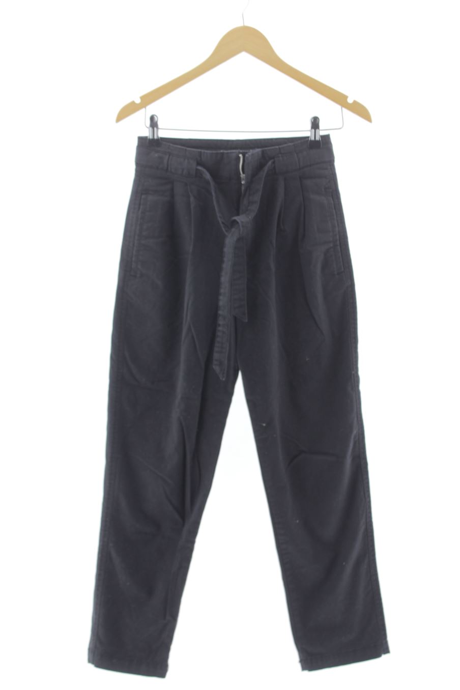 Pantalón de Mango de la talla 34, de color negro
