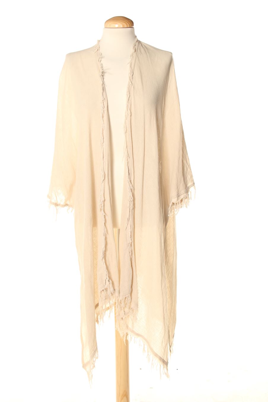 Kimonos de Zara de la talla M, de color beige