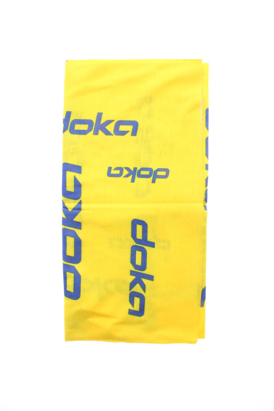 Echarpe DOKA de la taille 57 cms avec une étiquette
