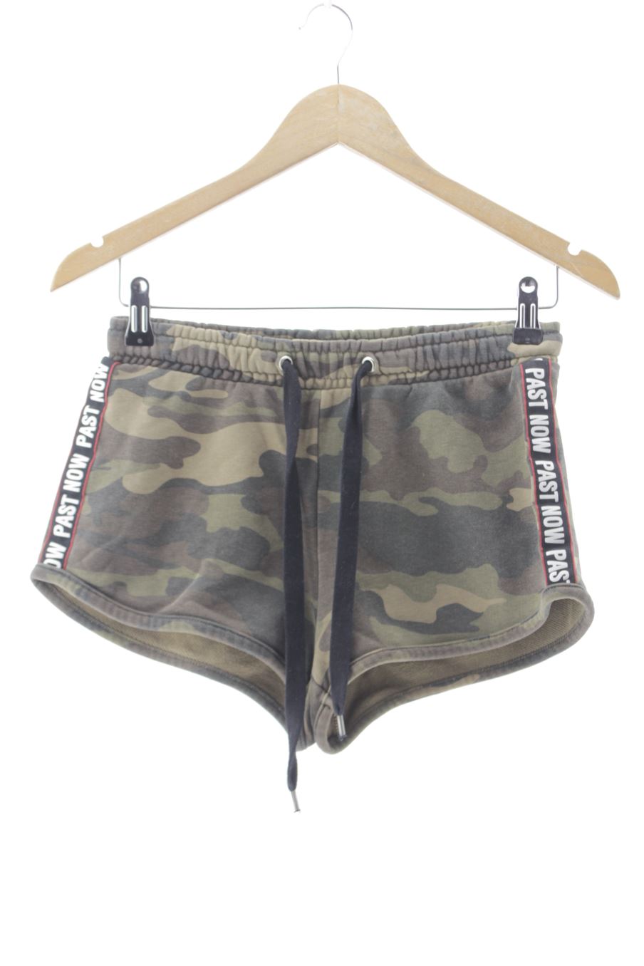 Pantalon corto de deporte de Bershka de la talla XS, de color verde