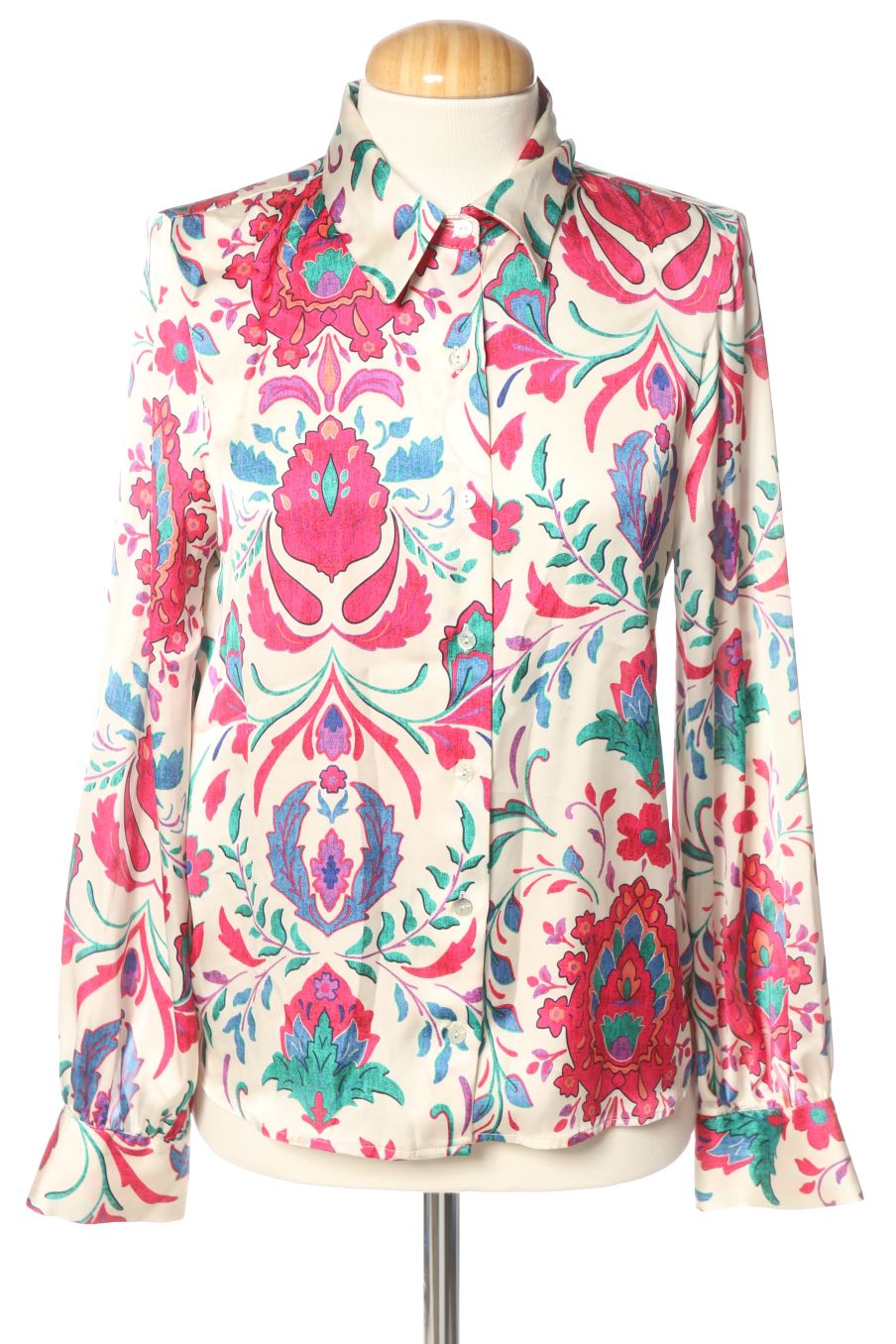 Camisa de Zara de la talla S, de color flores