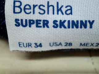 Vaquero de Bershka de la talla 34