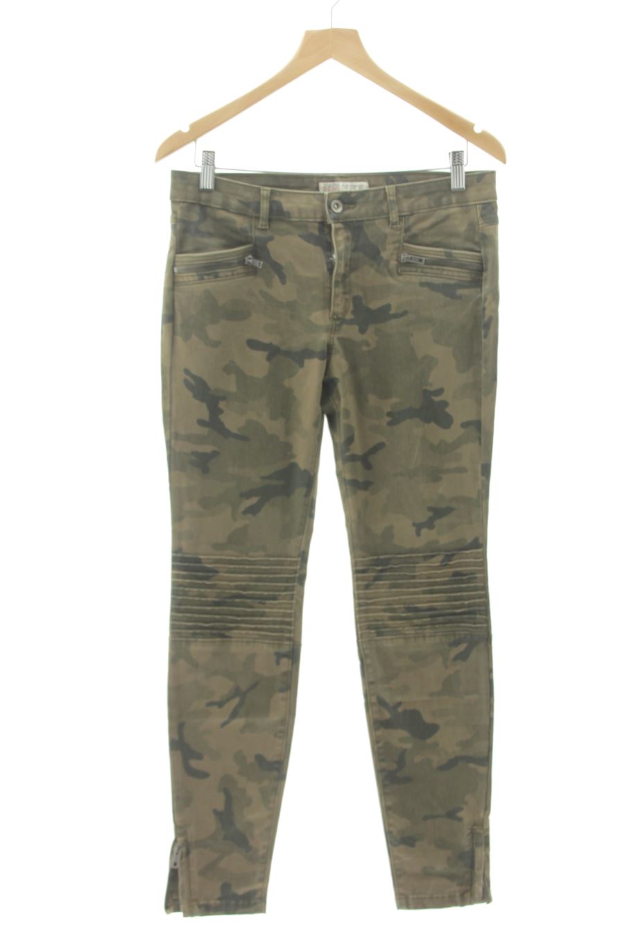Jeans Zara de la taille 40, de couleur imprimés de denim