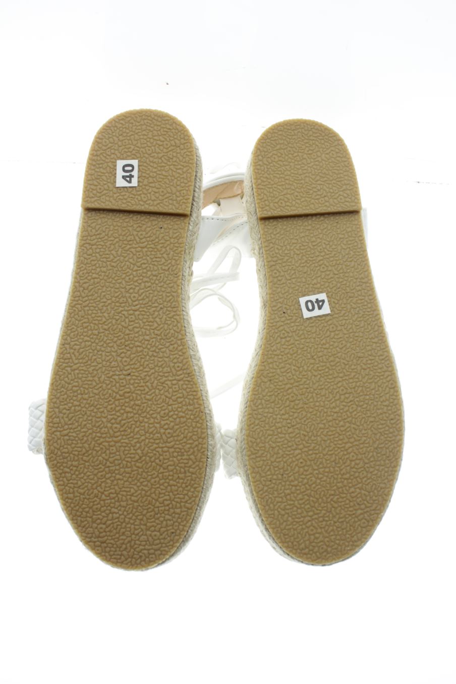 Sandalias planas de PERCENTIL de la talla 40, de color blanco de
