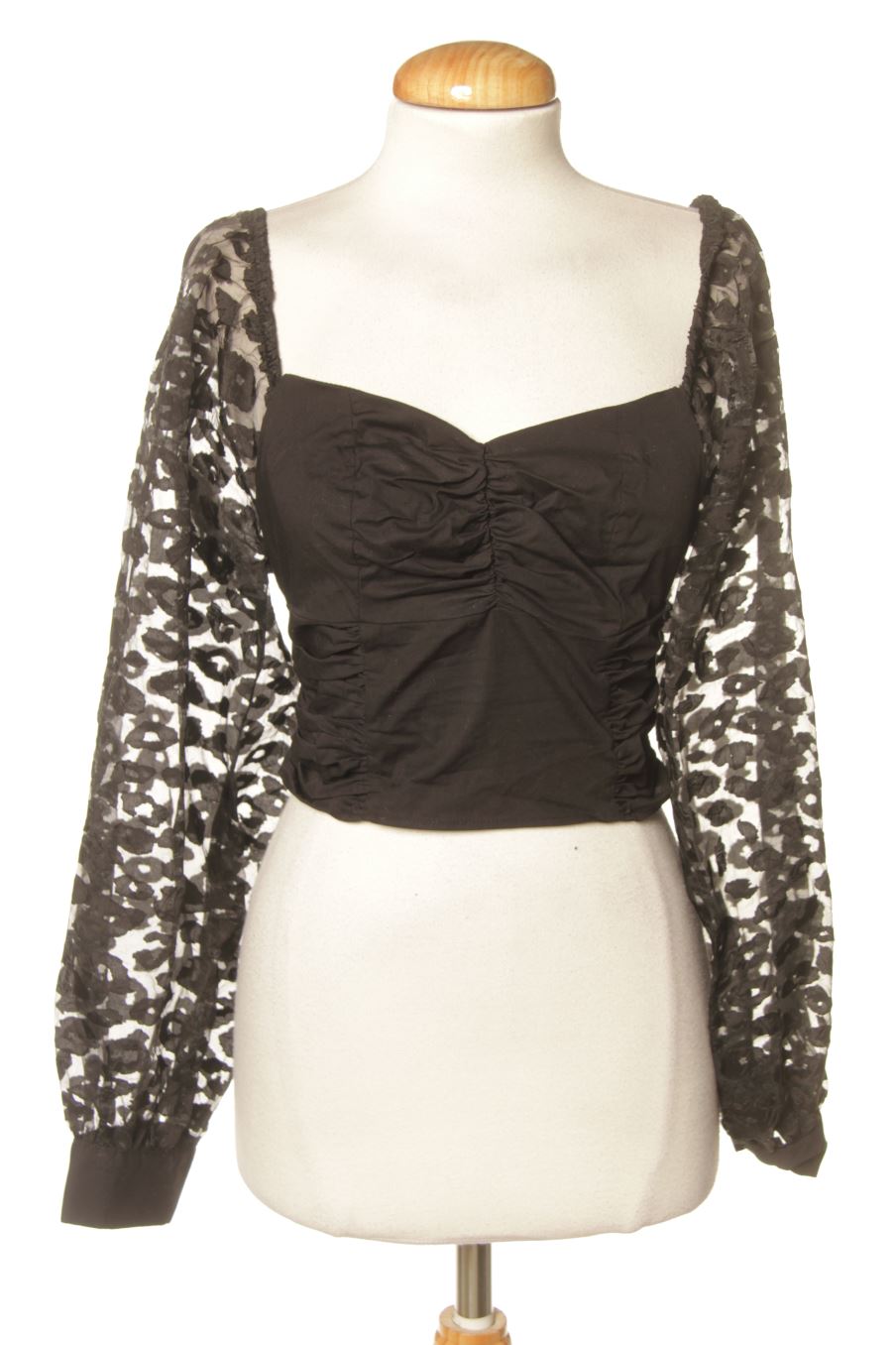 Top de Zara de la talla XS, de color negro