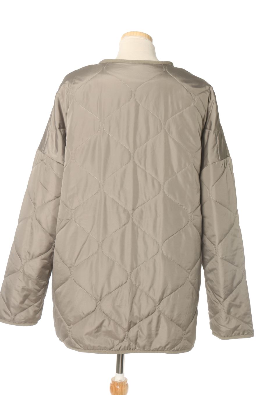 Cazadora de new look de la talla 42, de color verde