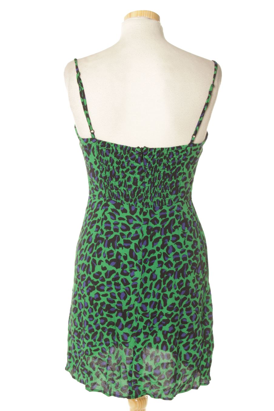 Vestido casual de Bershka de la talla M, de color animal print