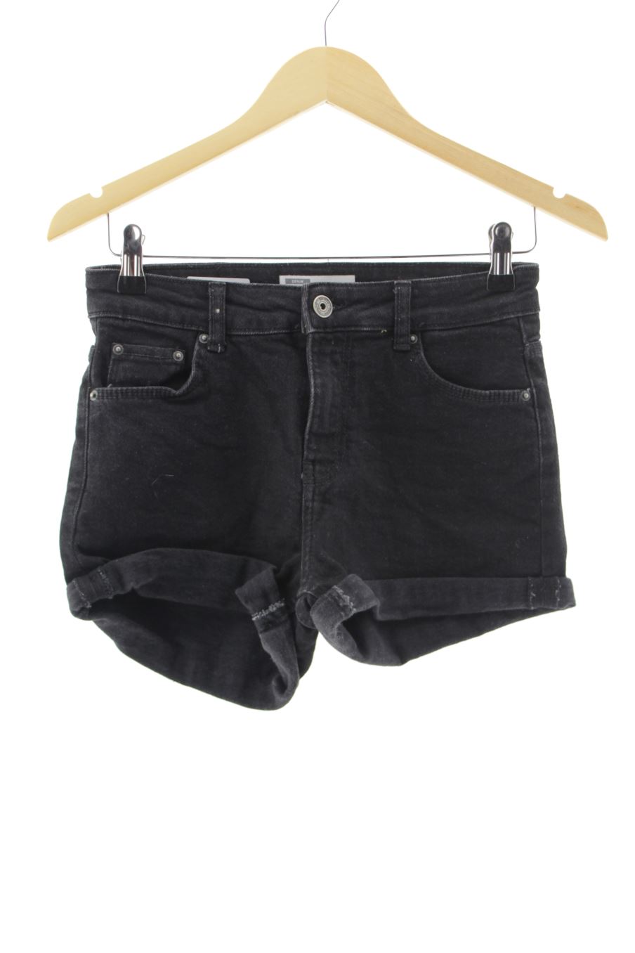 Shorts Bershka de la taille 36, de couleur noir de denim