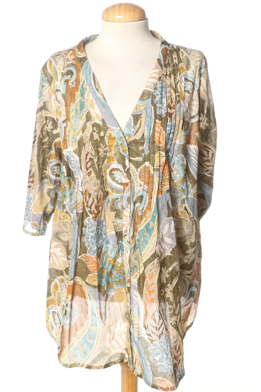 Chemise natura de la taille L, de couleur imprimés