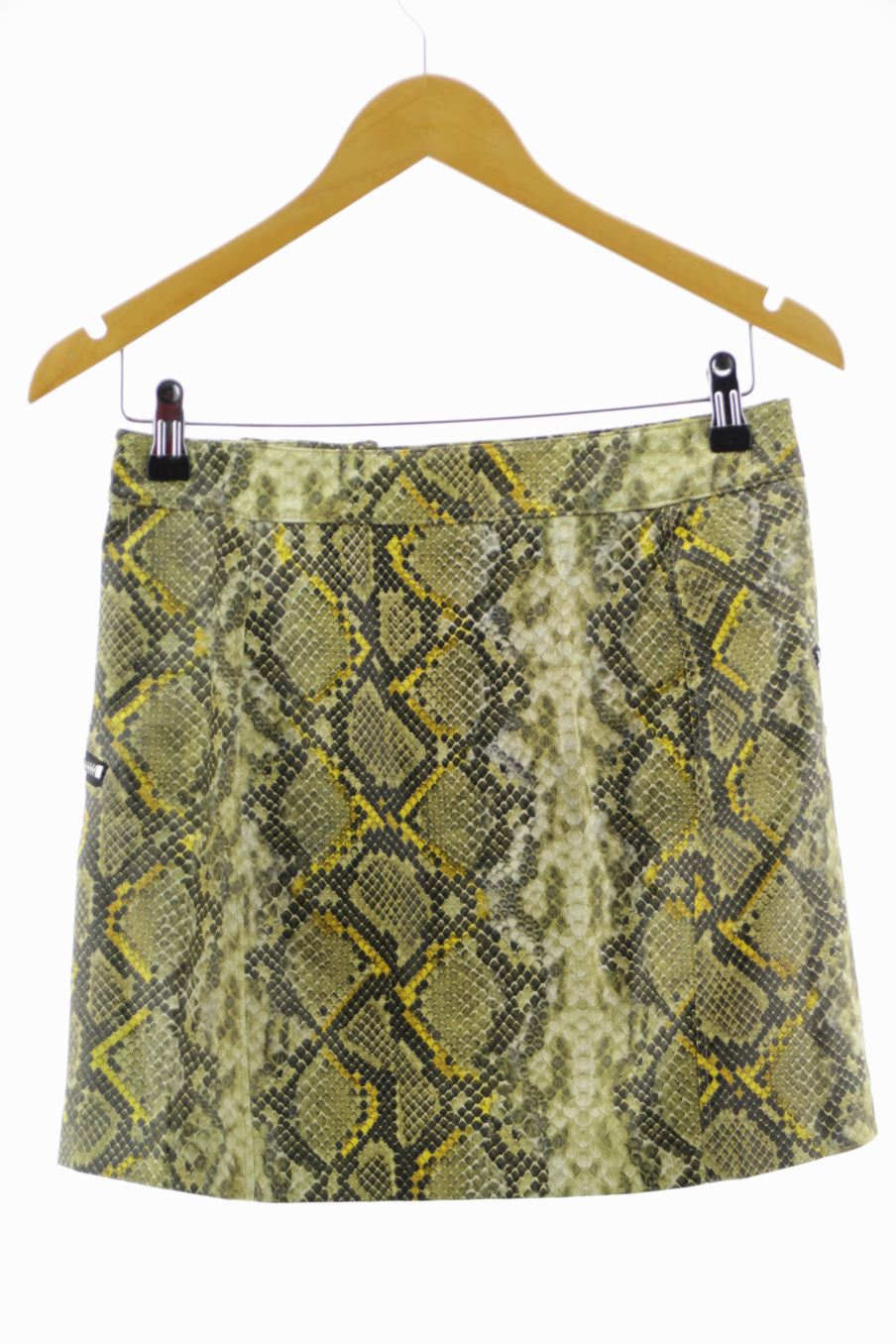 Jupe Bershka de la taille M, de couleur animal print de synthétique