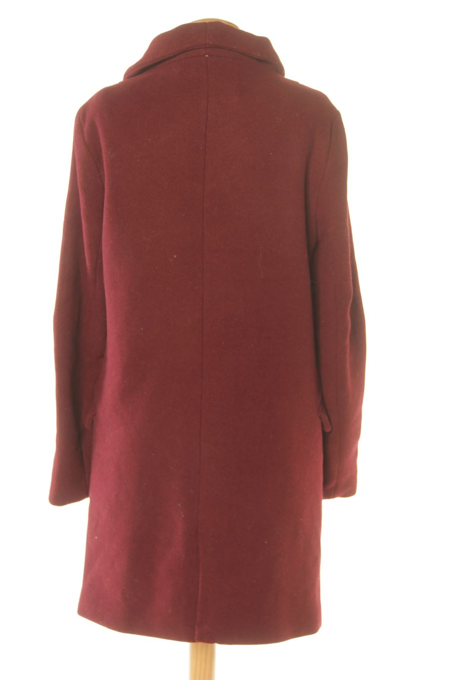 Abrigo de Bershka de la talla S, de color burdeos