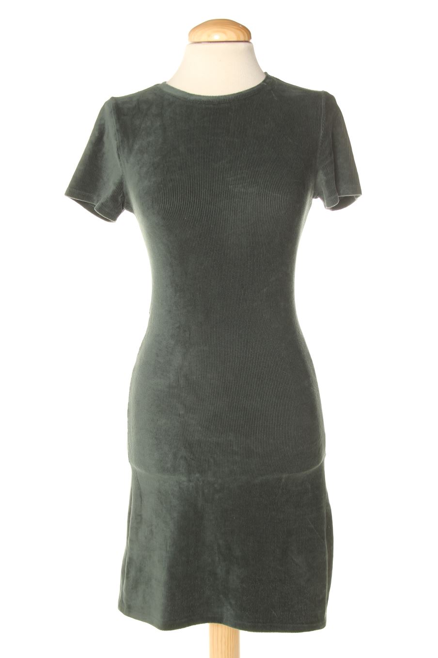 Robe casual Pull & Bear de la taille S, de couleur vert
