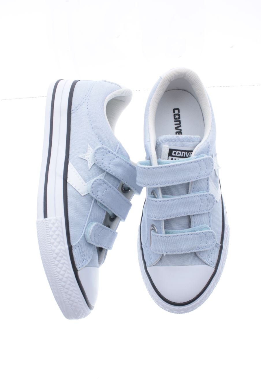 Zapatillas de Converse de la talla 31 con etiqueta