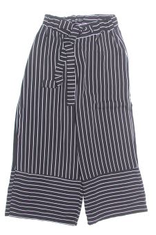 Pantalones XS Stradivarius, foto 1 di 2