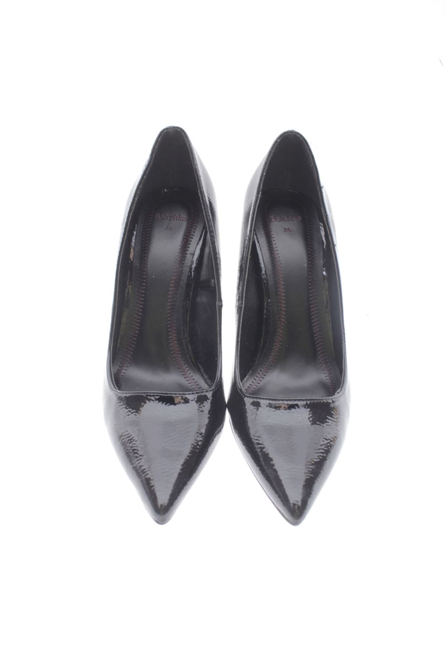 Zapatos de tacon de Bershka de la talla 36, de color negro de