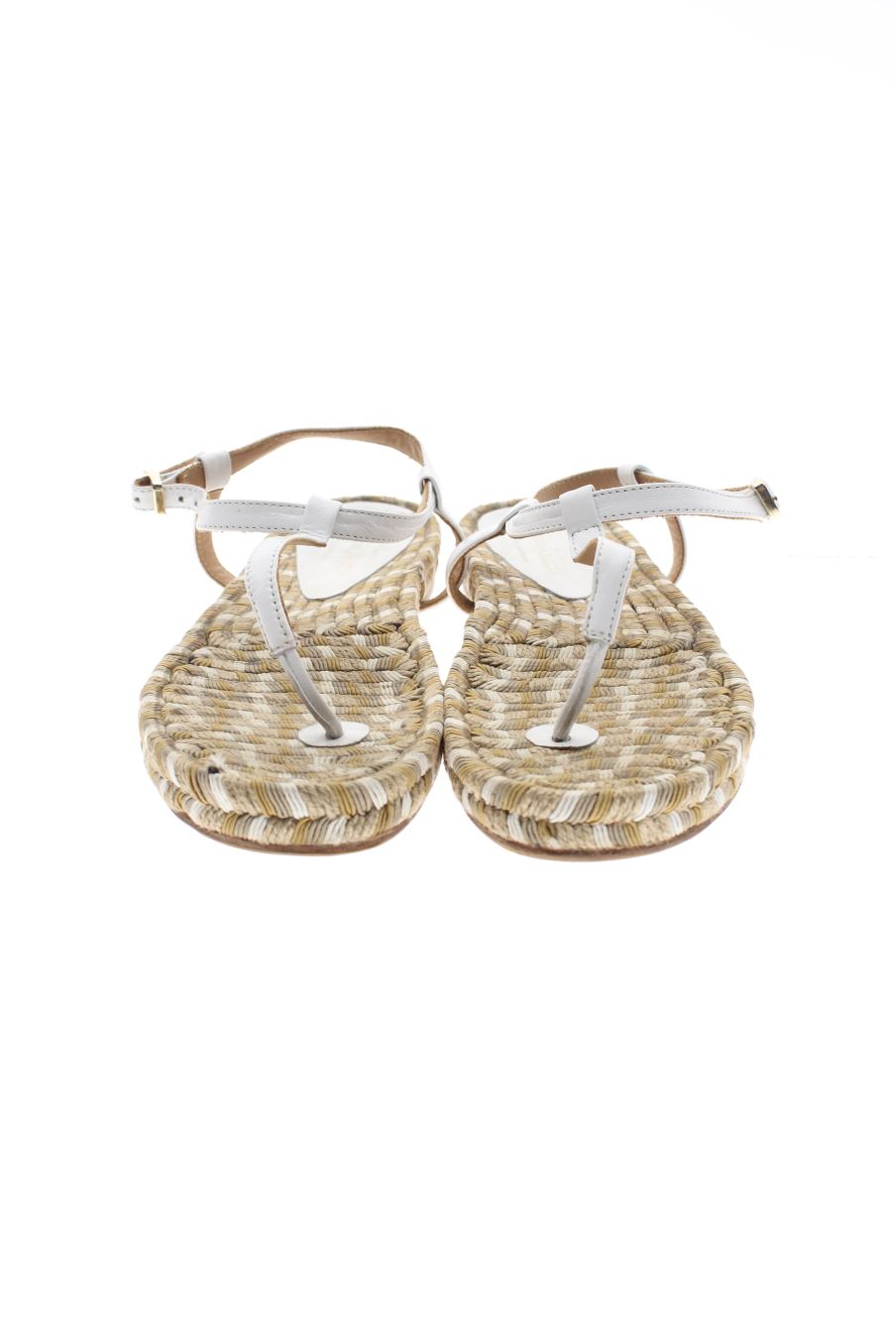 Sandalias planas de Paloma Barceló de la talla 38, de color blanco de