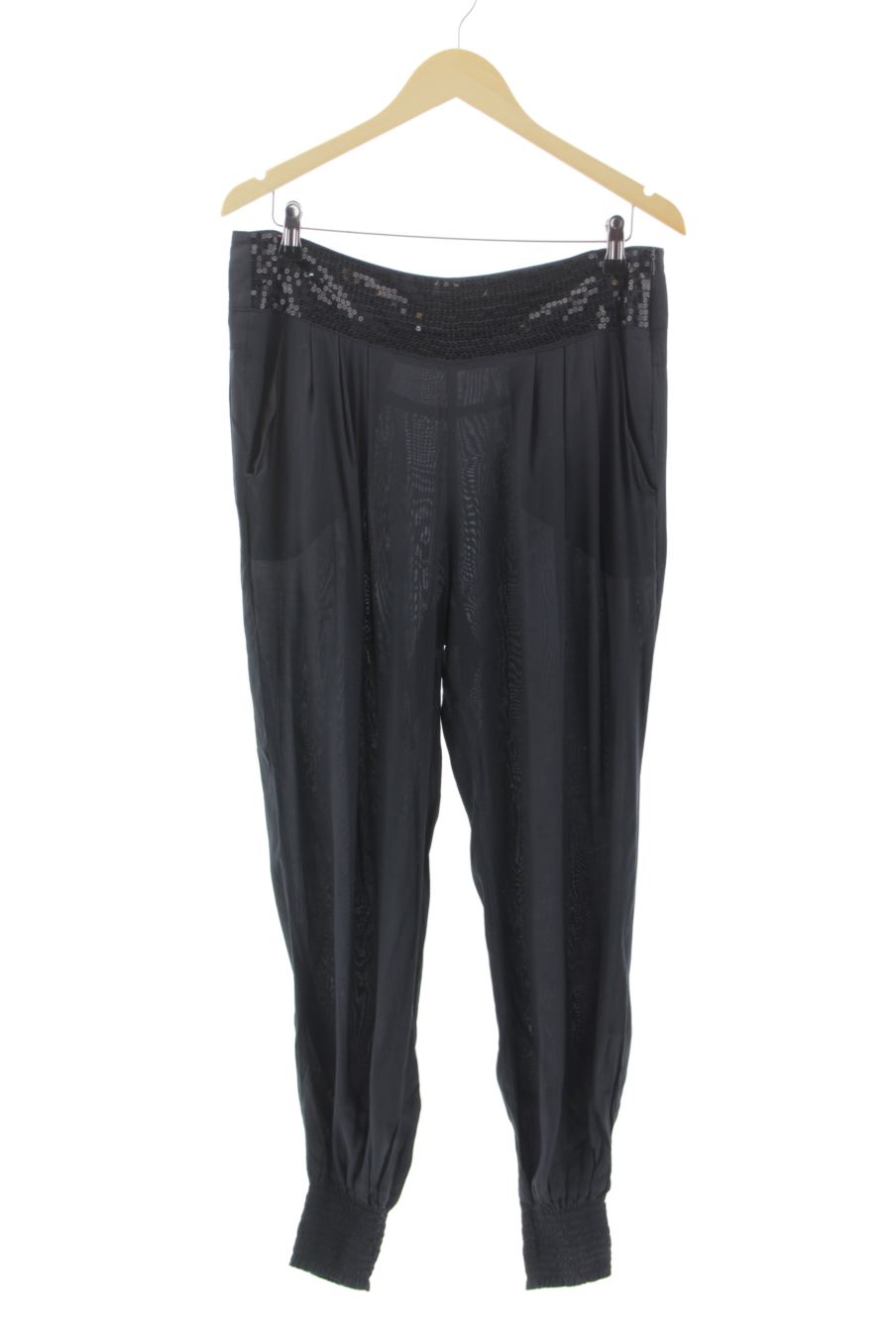 Pantalon New collection de la taille L, de couleur noir