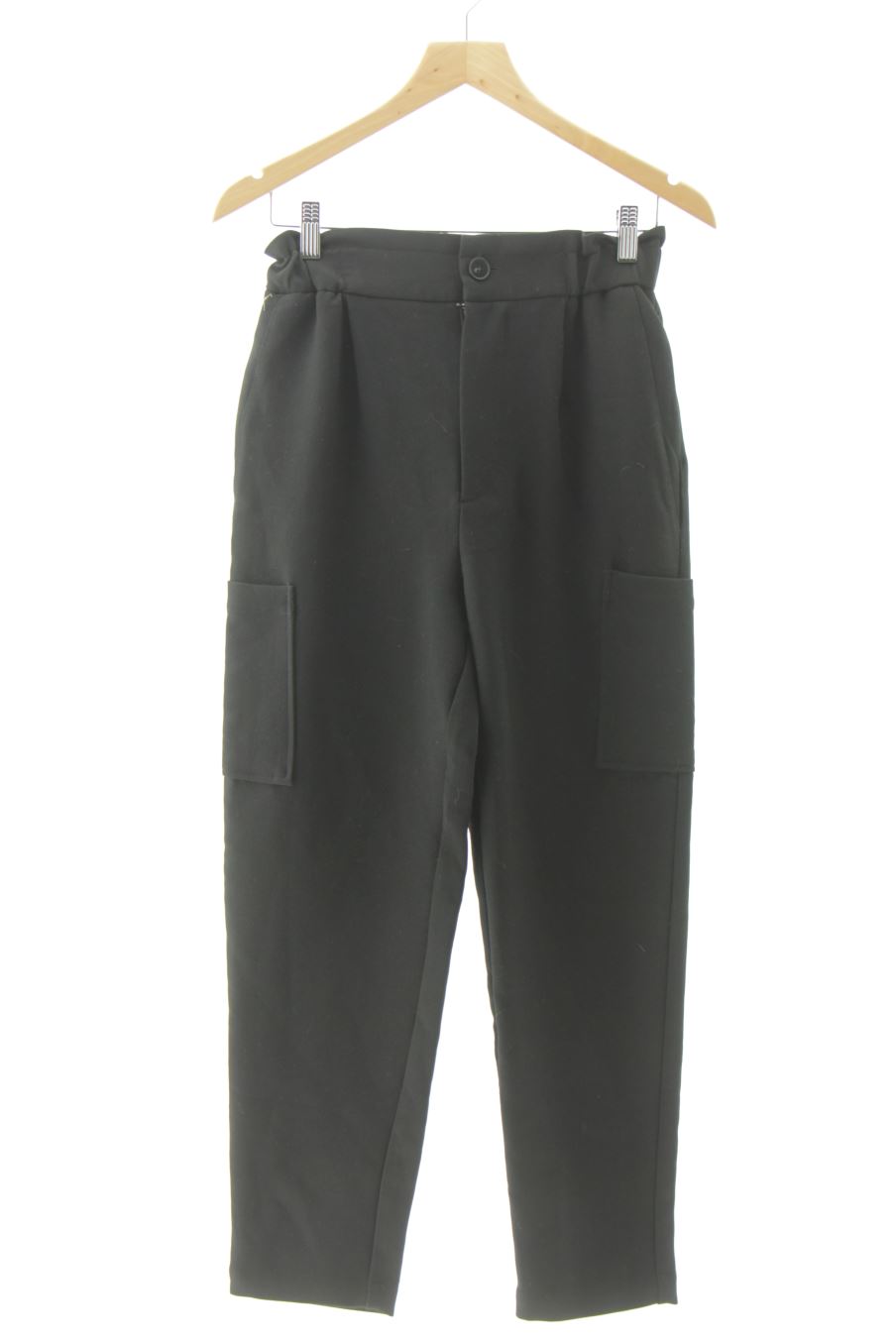 Pantalón de Zara de la talla 34, de color negro