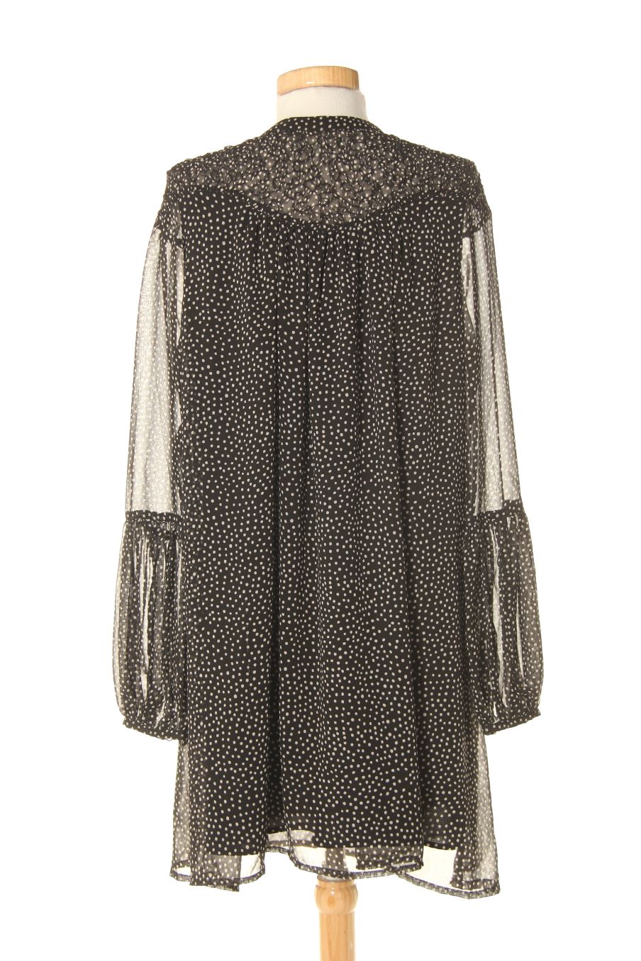 Vestido casual de Zara de la talla S, de color estampado