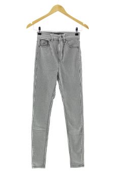 Jeans 32 Stradivarius, foto 1 di 2