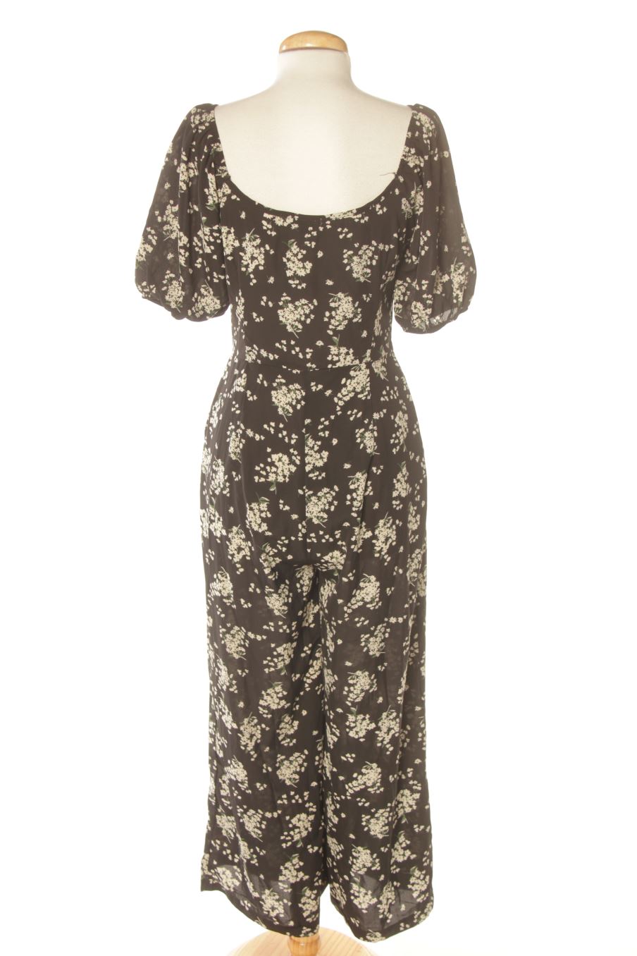 Mono de Brave Soul de la talla S, de color flores