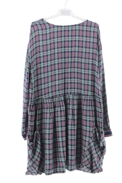 Aufwändiges Kleid