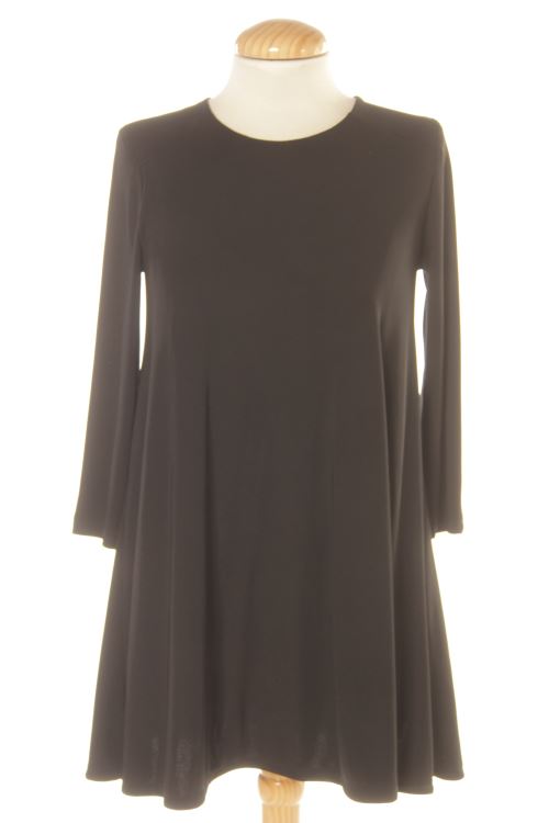 Aufwändiges Kleid