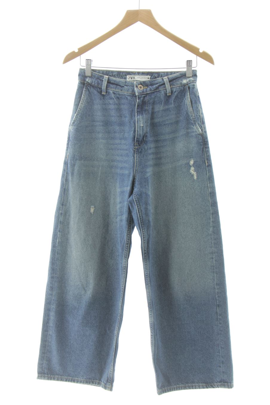 Jeans Zara de la taille 34, de couleur bleu de denim