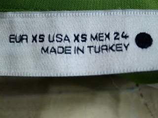 Falda de Zara de la talla XS, de color verde