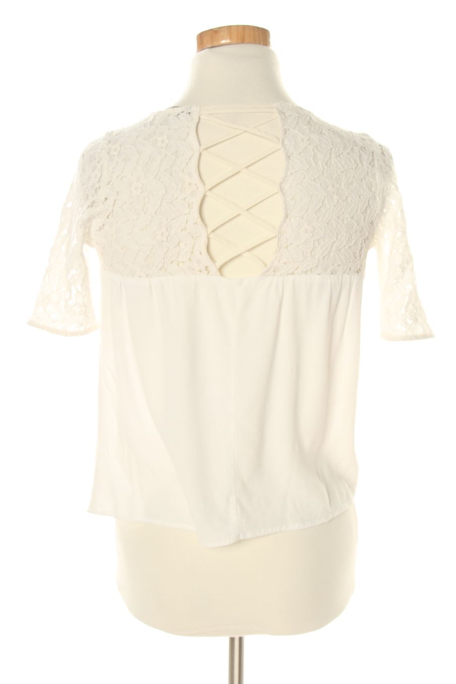 Blusa de manga corta de Zara de la talla XS, de color blanco