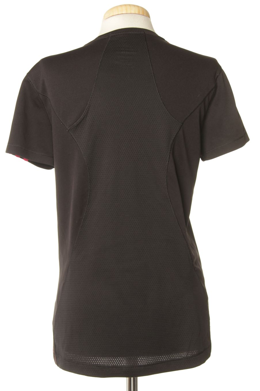 T-shirt Adidas de la taille 38, de couleur noir