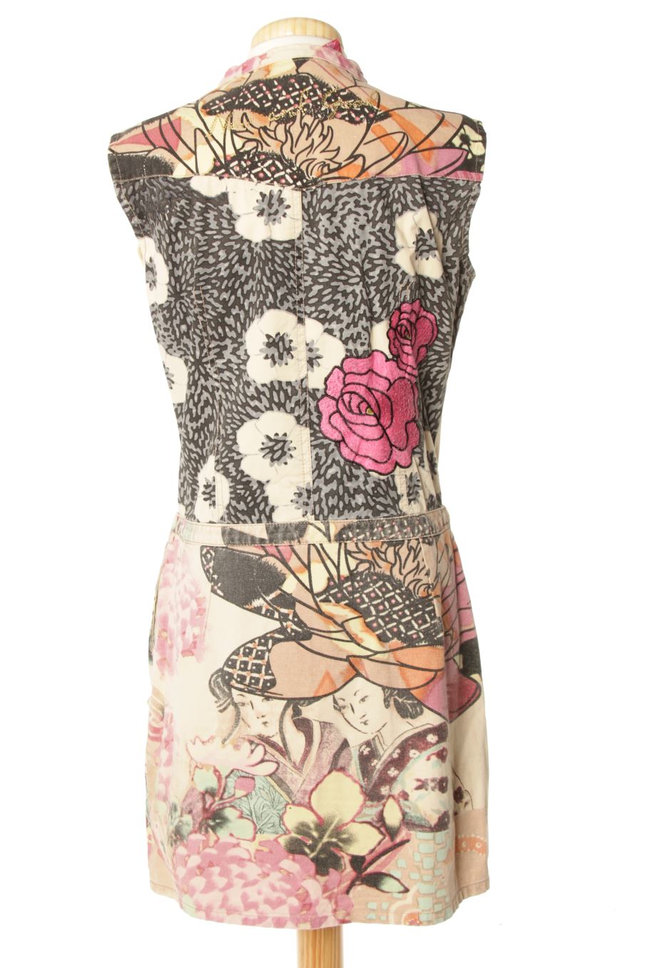 Robe casual Desigual de la taille 40, de couleur imprimés de denim