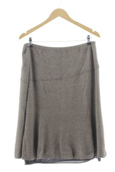 Aufwändiger Rock XL ESCORPION