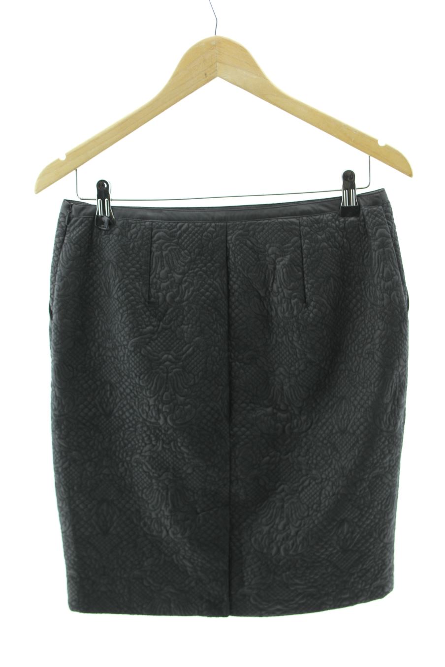 Falda de Promod de la talla 38, de color negro