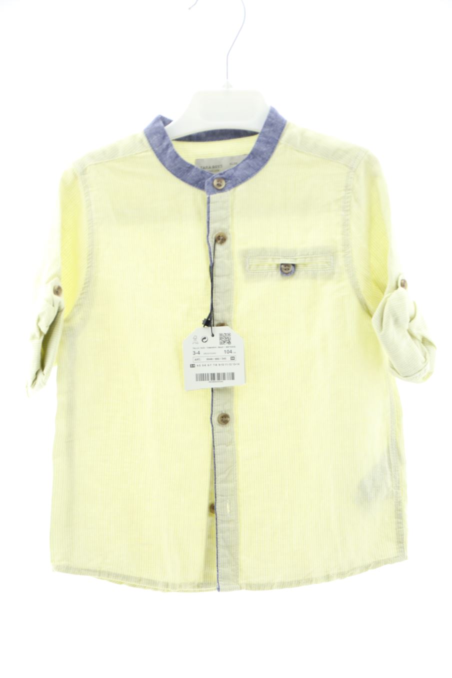 Chemise Zara de la taille 3 ans avec une étiquette