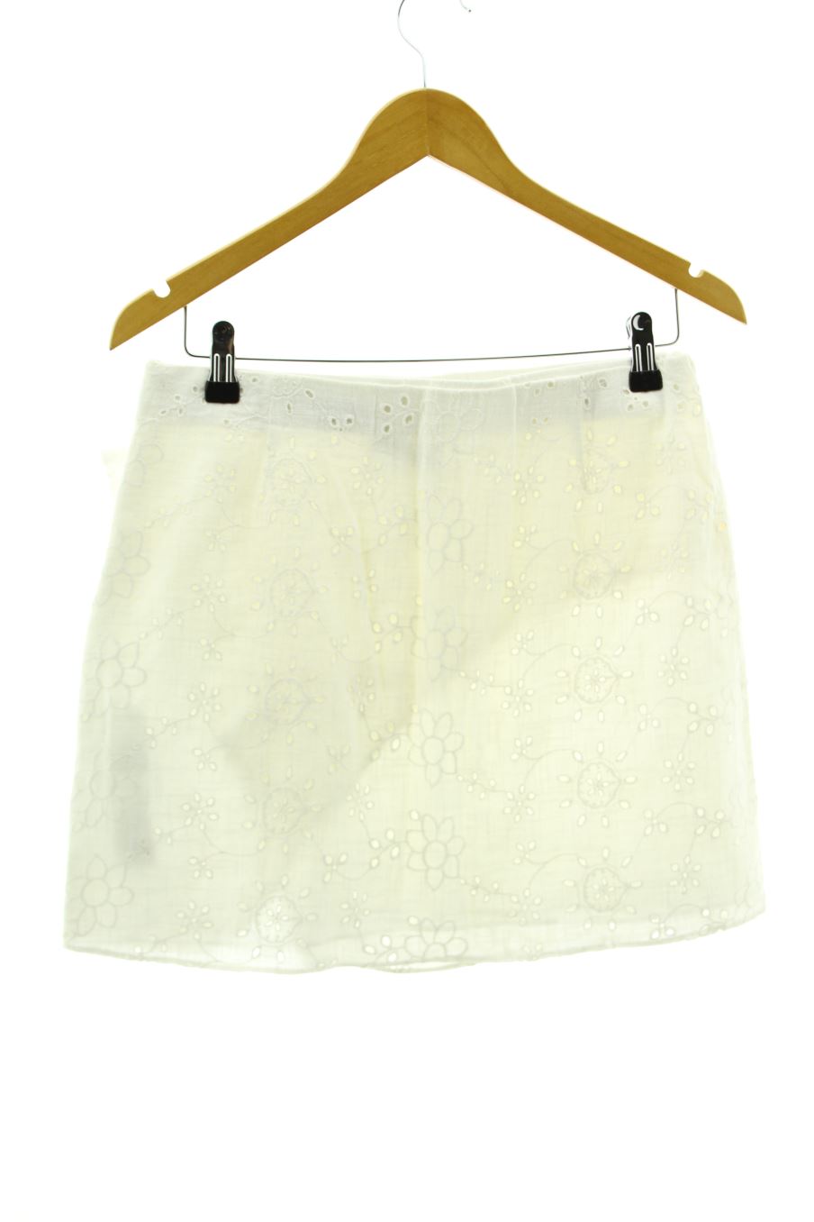 Jupe Trf (ZARA) de la taille L, de couleur blanc