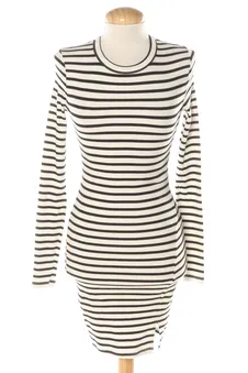 Vestido casual S Bershka, foto 1 de 2