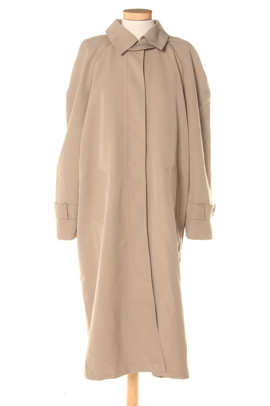 Gabardina de Ducal de la talla M, de color beige