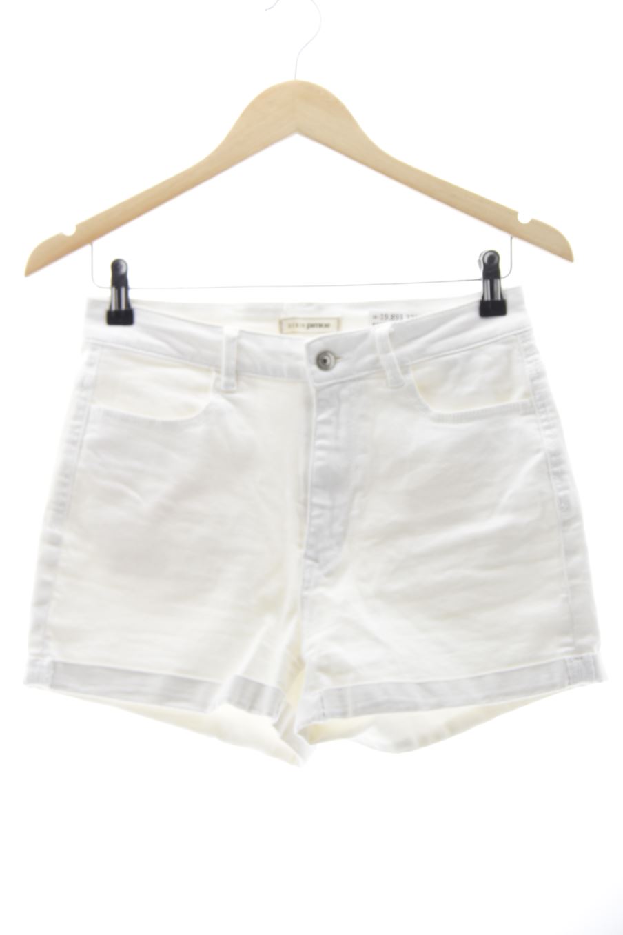 Shorts Pimkie de la taille 38, de couleur blanc de denim